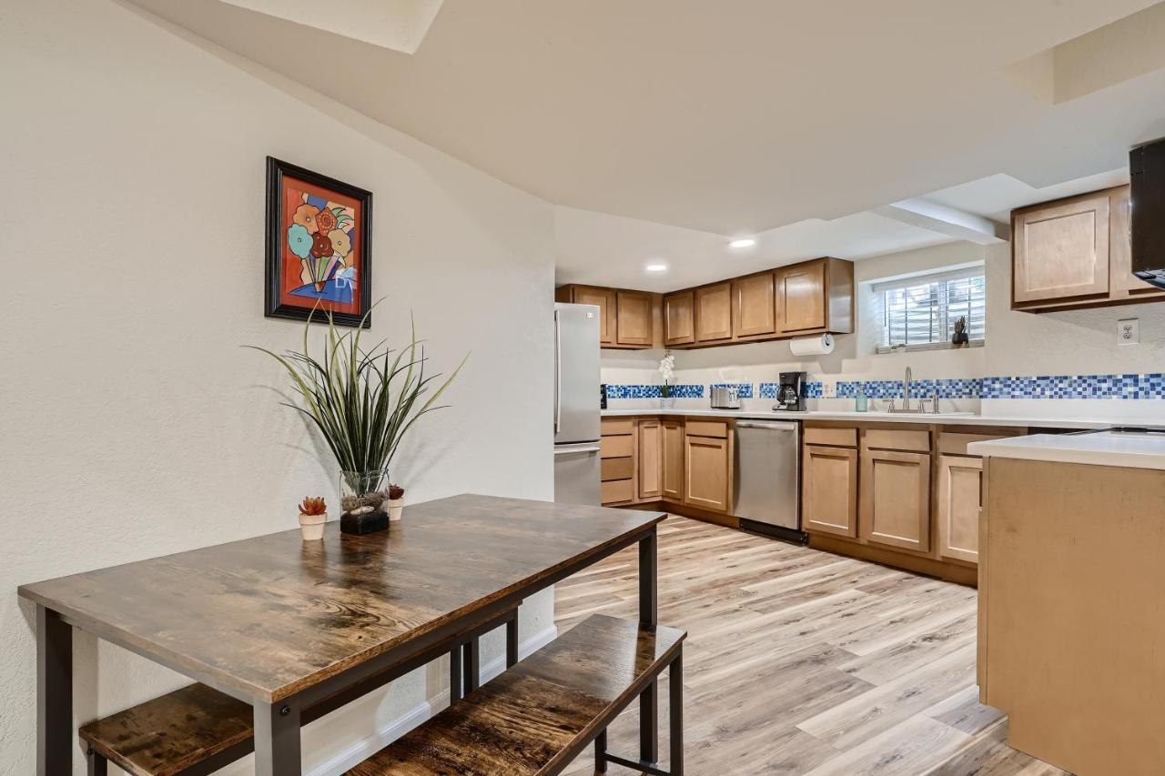Sloans Lake Getaway - Basement Apartment Near Broncos And Downtown Denver เลควูด ภายนอก รูปภาพ